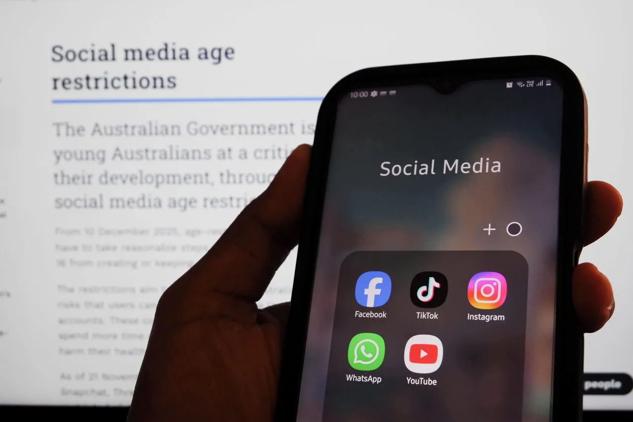 Australia’s Under-16 Social Media Ban Is Already Failing, Report Says